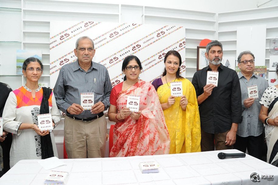 Celebs-at-Walden-25-Years-Press-Meet